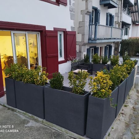Appartement Rez De Chaussee 2 Chambres Avec Terrasse Cambo-les-Bains Εξωτερικό φωτογραφία